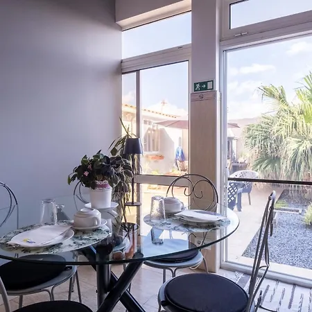 Guest house Casa Areal De Santa Barbara Ribeira Grande